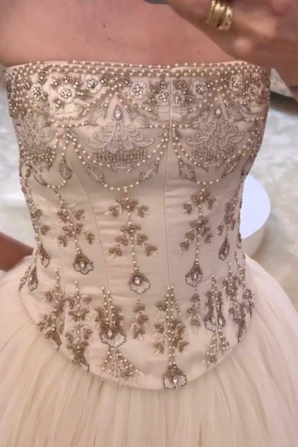 NiceVestidos--White Delicate Beaded Long Tulle Ball Gown Wedding Dress NV5838