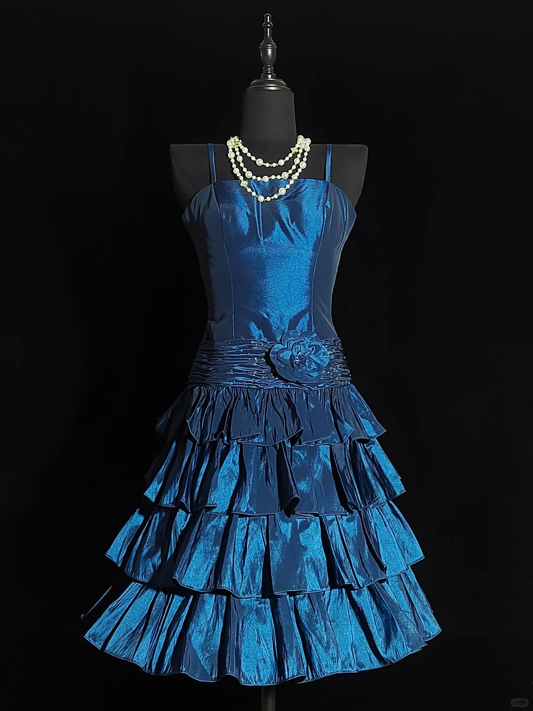 Blue Gorgeous Elegant Fashion Exquisite Beaded Short Satin Ball Gown Evening Gown Prom Gown Homecoming Gown nv3872
