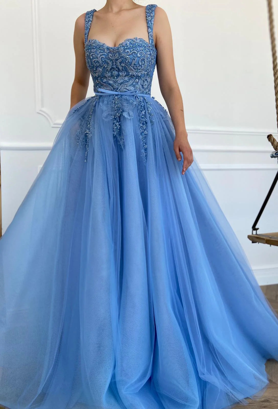 Exquisite 3D Flowers Beads Blue Long Prom Dresses Sweetheart Tulle Bow Sash Floor Length Evening Gowns nv1641