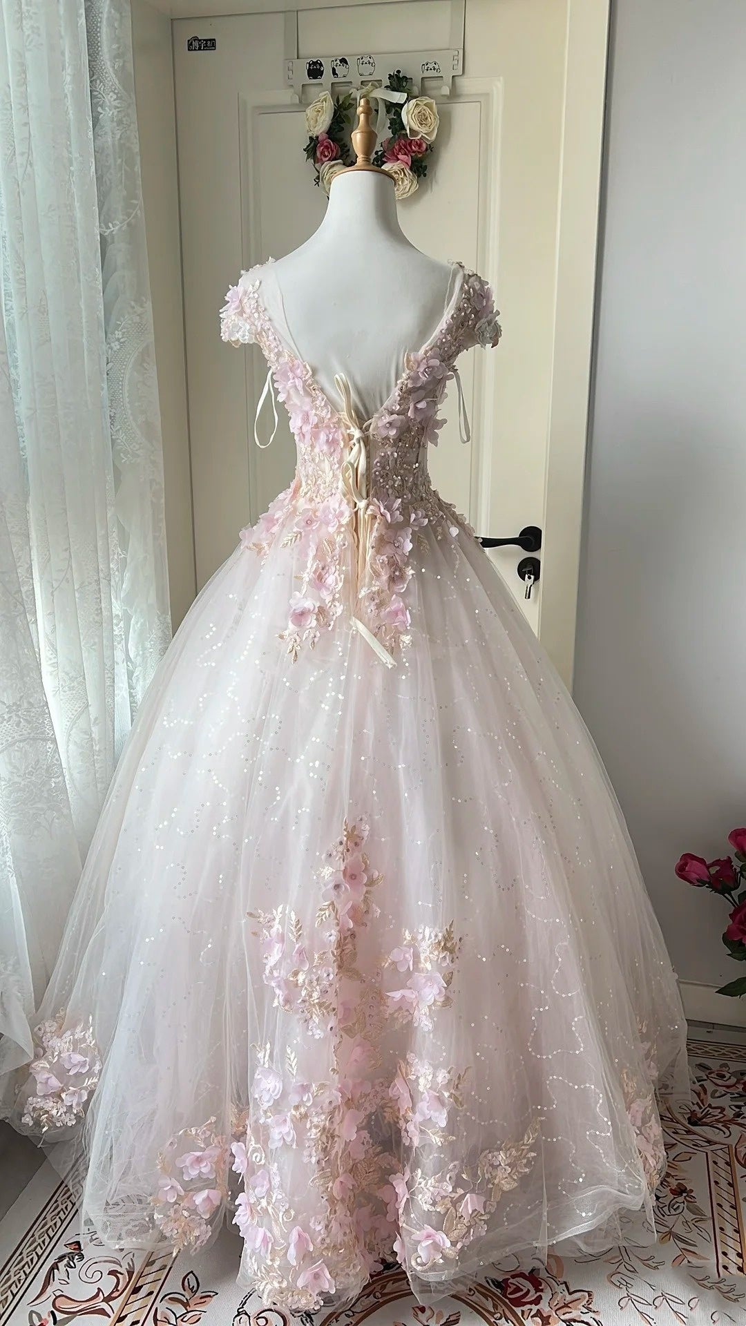 NiceVestidos--Sweet Bride Style:Soft Pink Lace Floral - Decorated Short - Sleeve Floor - Length Wedding Dress NV5813
