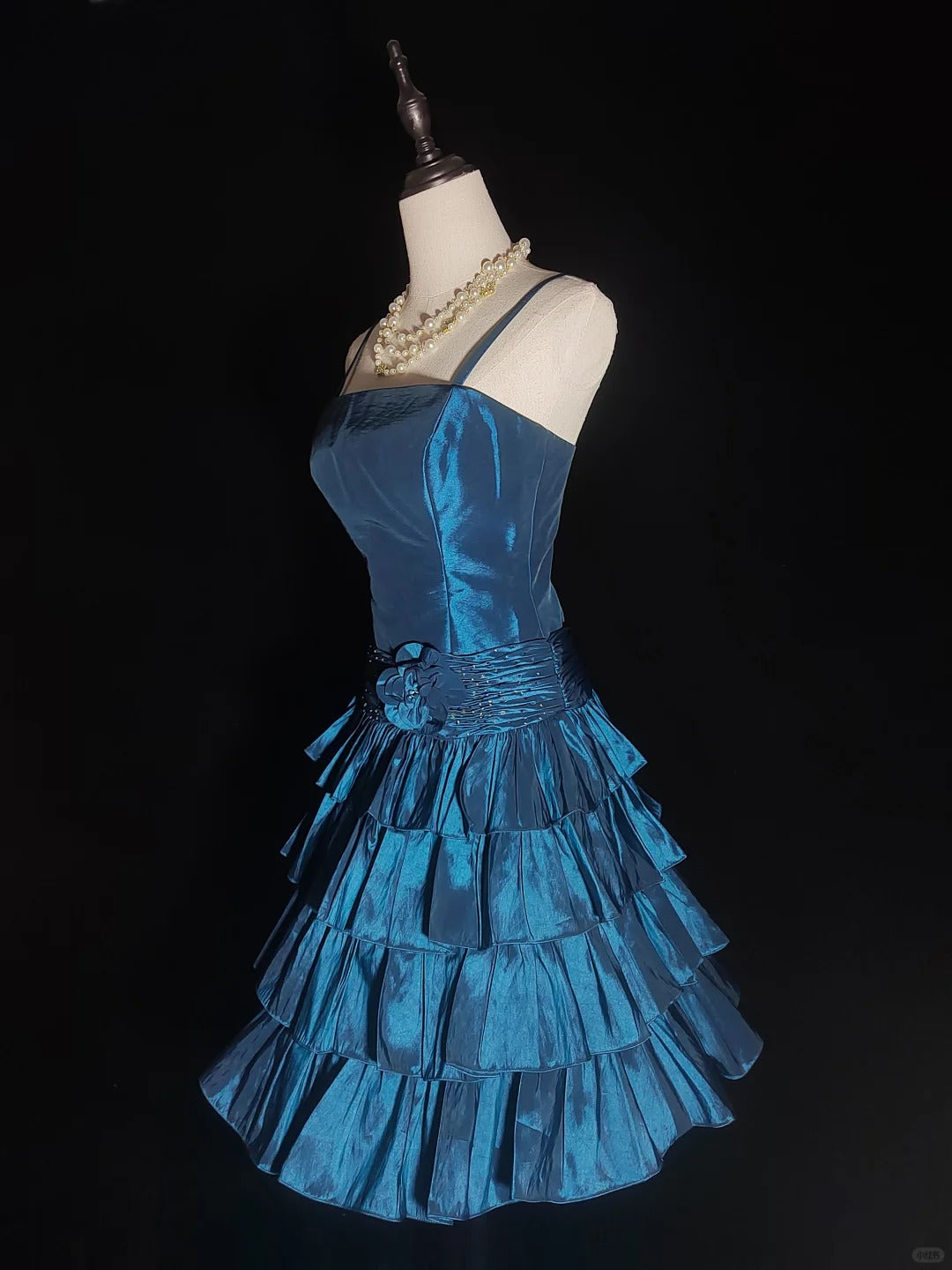 Blue Gorgeous Elegant Fashion Exquisite Beaded Short Satin Ball Gown Evening Gown Prom Gown Homecoming Gown nv3872