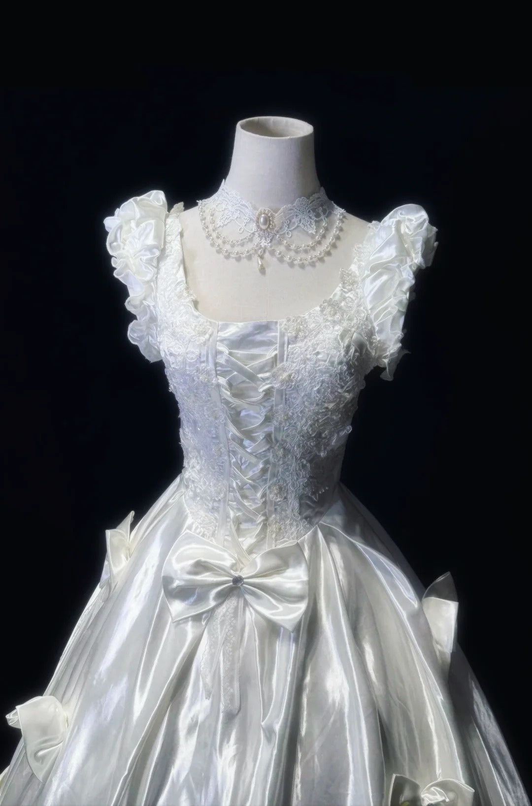 Ivory White Vintage Elegant Long Satin Lace Ball Gown Evening Dress Party Dress Wedding Dress Princess nv4120