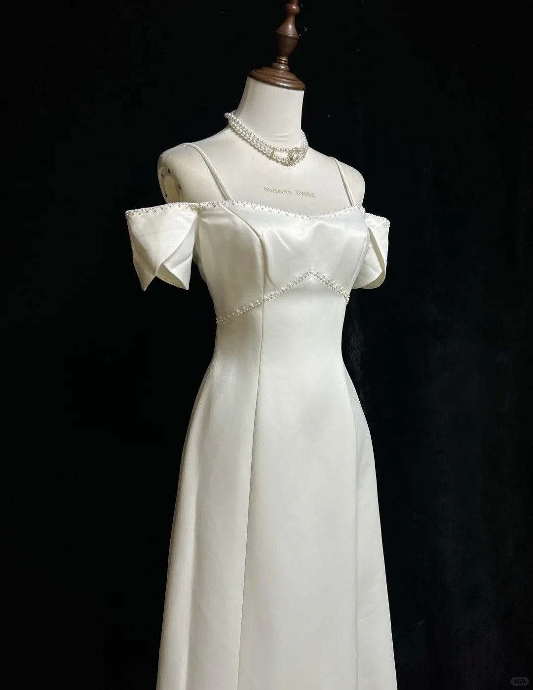 White Delicate Pearl Elegant Long Satin Prom Dress Evening Dress nv4927
