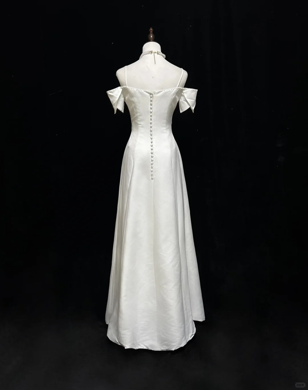 White Delicate Pearl Elegant Long Satin Prom Dress Evening Dress nv4927