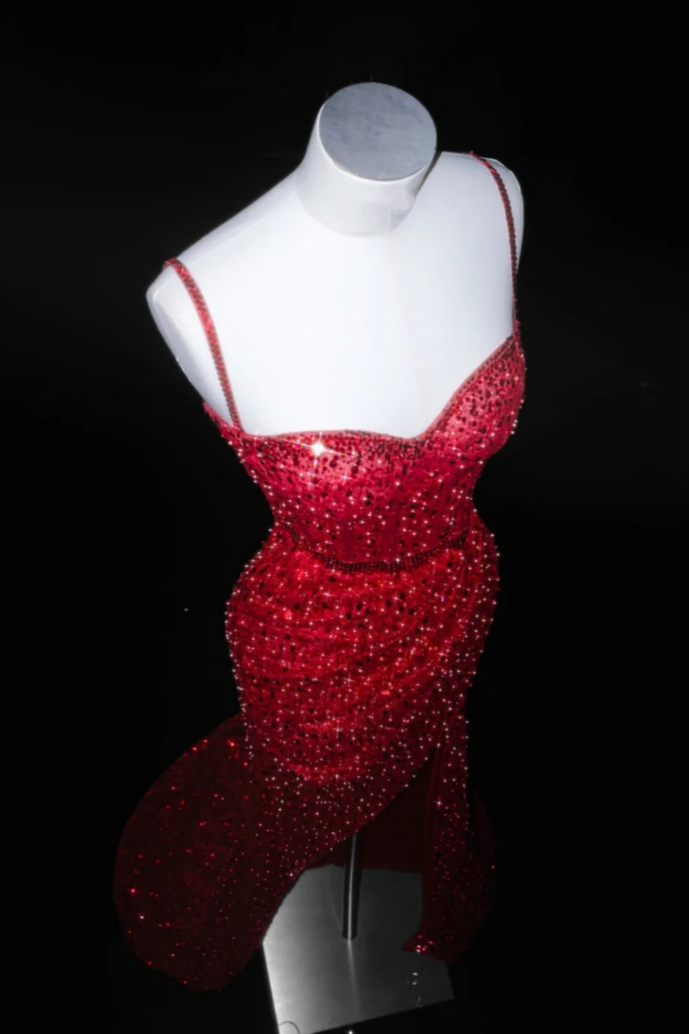 NiceVestidos--Blazing Shine Style:Scarlet Sequin - Embellished Spaghetti - Strap Mermaid Floor - Length Evening Dress NV5816