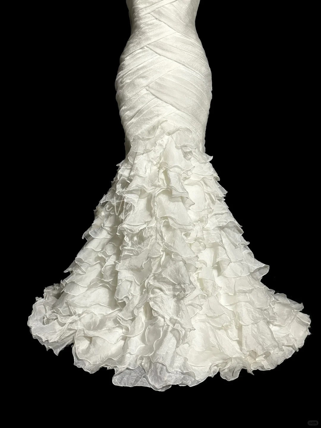Ivory White Elegant Exquisite Long Tulle Mermaid Slim Floor Length Train Ball Gown Evening Gown Party Dress Wedding Dress nv4135