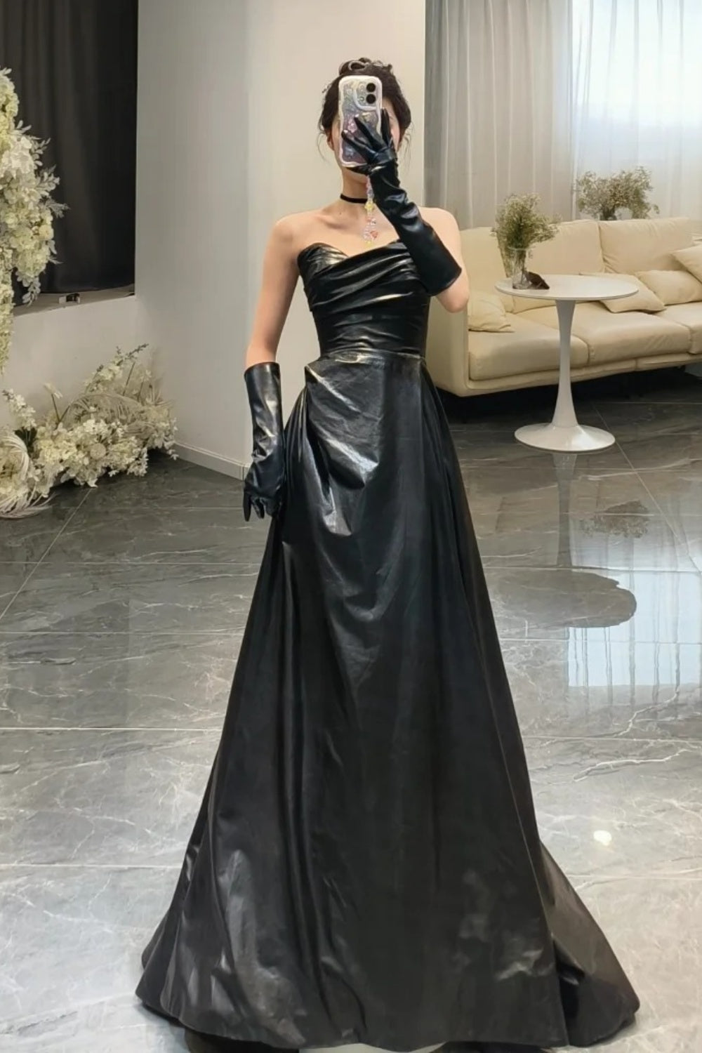 NiceVestidos--Dark Elegance Style:Lacquered Leather Strapless Sleeveless Floor - Length Social Dress NV5820