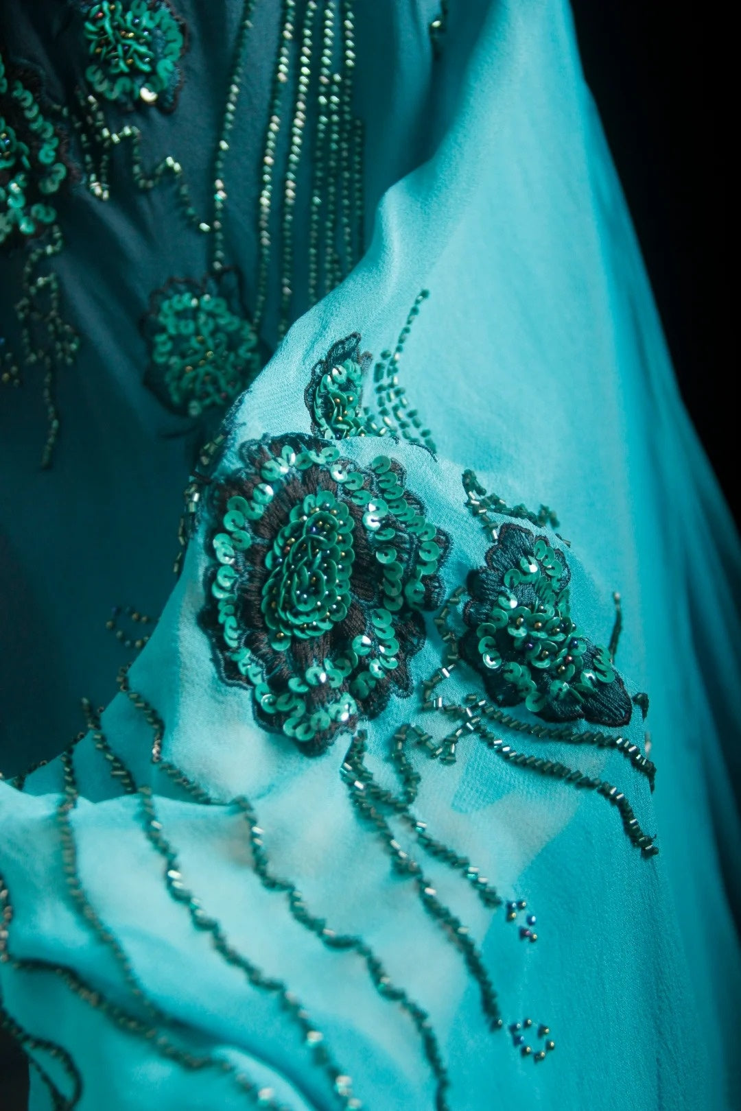 NiceVestidos--Vintage Beaded Glamorous Flowy Teal Gradient Elegant Artistic Floral Beaded Prom Dress NV5790