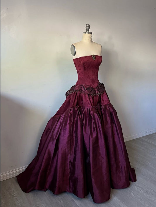 Burgundy Applique Exquisite Long Velvet Prom Dress Evening Dress Party Dress nv4868