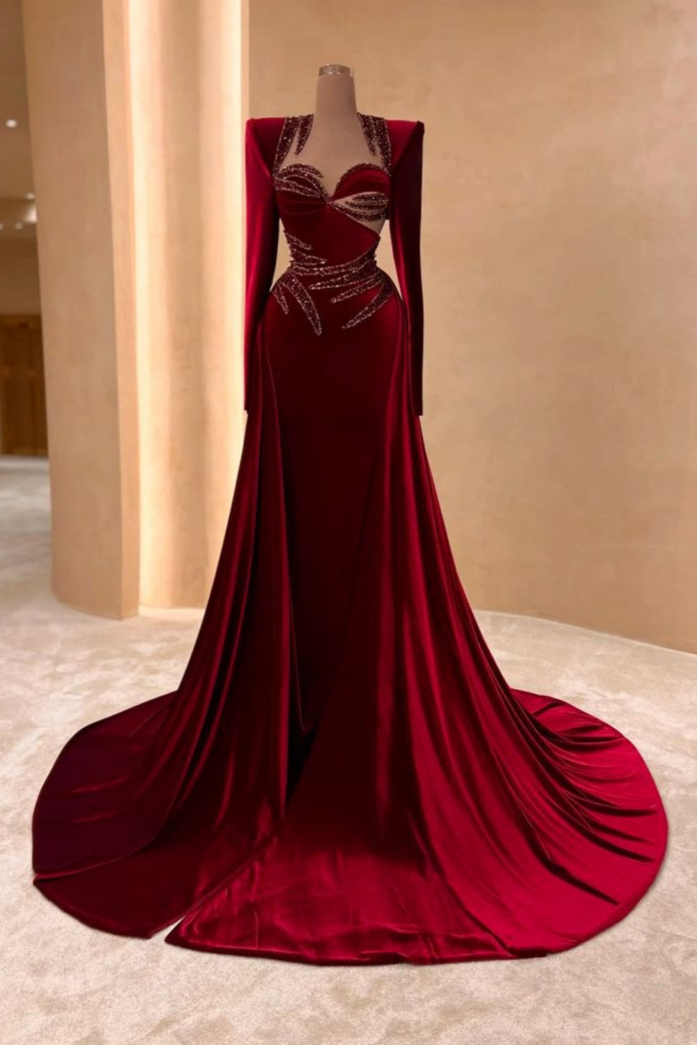 NiceVestidos-_Red, Gorgeous, Exquisitely Beaded Long Velvet Evening Gown. NV6051