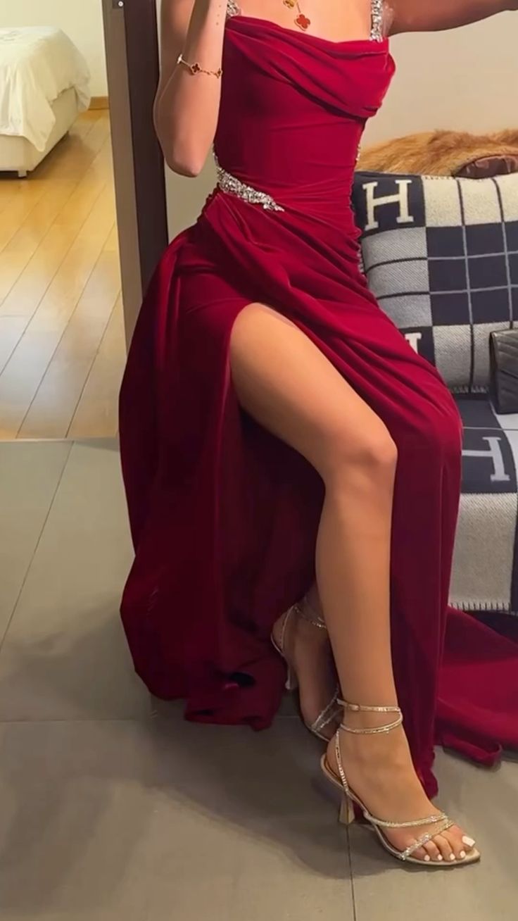Burgundy elegant sequin mermaid side slit satin long floor length train ball gown evening dress party dress nv2416