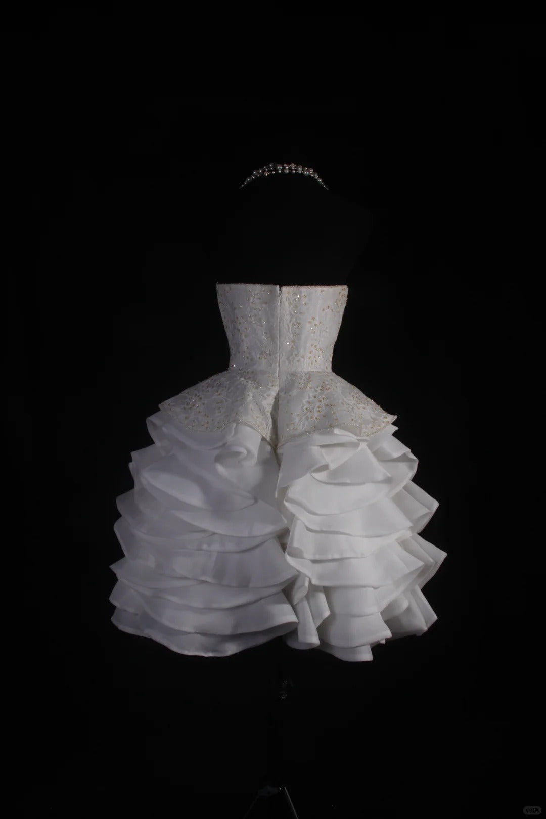 White Gorgeous Delicate Beaded Short Tulle Homecoming Gown Princess Prom Dress Evening Gown Wedding Dress nv4126