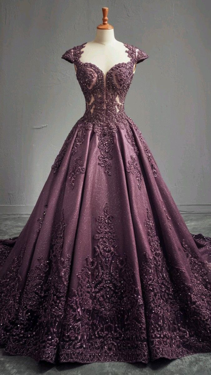 Luxuriöses und exquisites langes Ballkleid NV6504