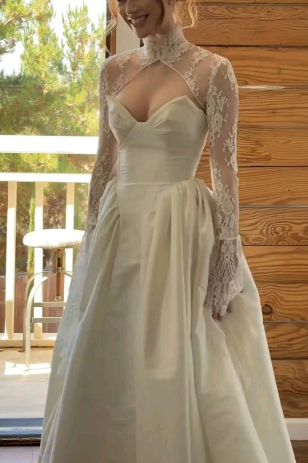 NiceVestidos--White long-sleeved lace long wedding dress NV5837
