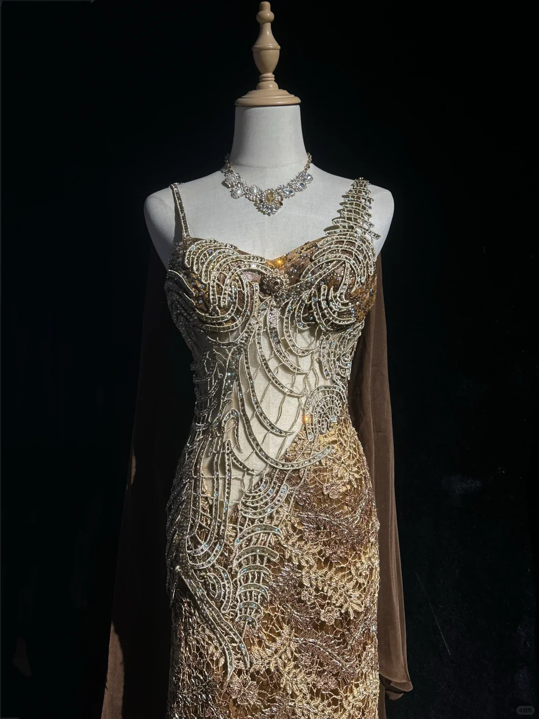 Spaghetti Strap Champagne Gold Short Prom Dress Heavy Rhinestone Beading Mermaid Bodycon with Long Chiffon Cape Formal Gown NV6903