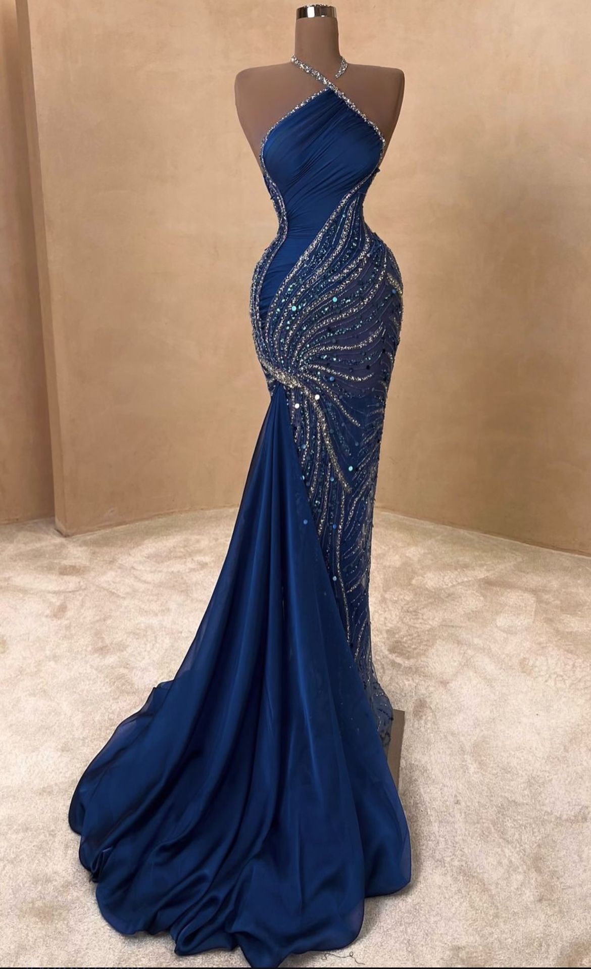 NiceVestidos-Blue, Gorgeous, Exquisitely Beaded, Fashionable Long Floor-Length Gown. NV6104
