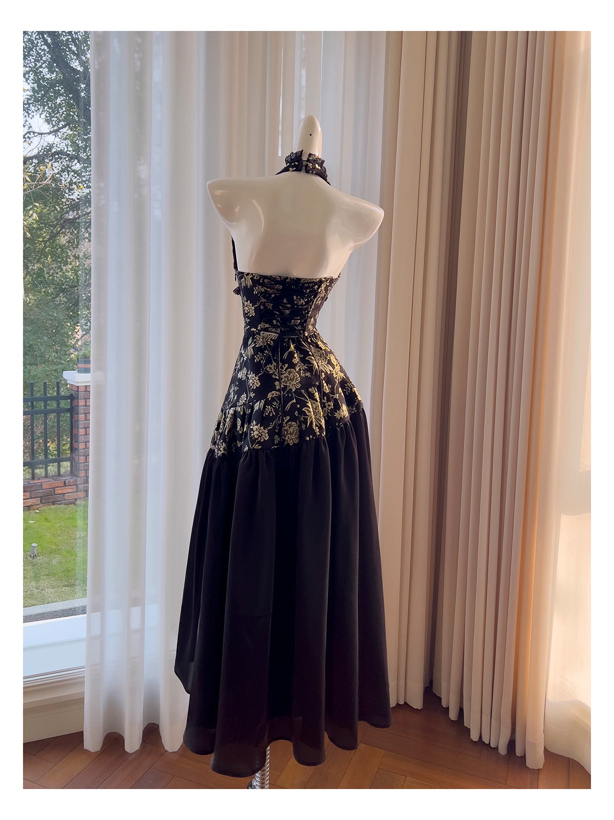 NiceVestidos-Homecoming Dress Black And Gold Satin Jacquard Design Sleeveless Waist Long Dress Backless Halter Neck Sexy Banquet Dress nv5559
