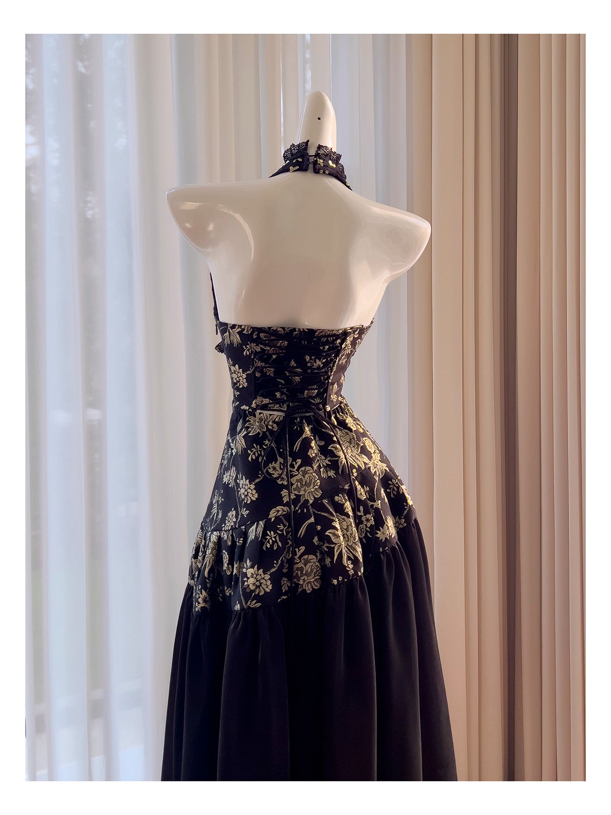 NiceVestidos-Homecoming Dress Black And Gold Satin Jacquard Design Sleeveless Waist Long Dress Backless Halter Neck Sexy Banquet Dress nv5559