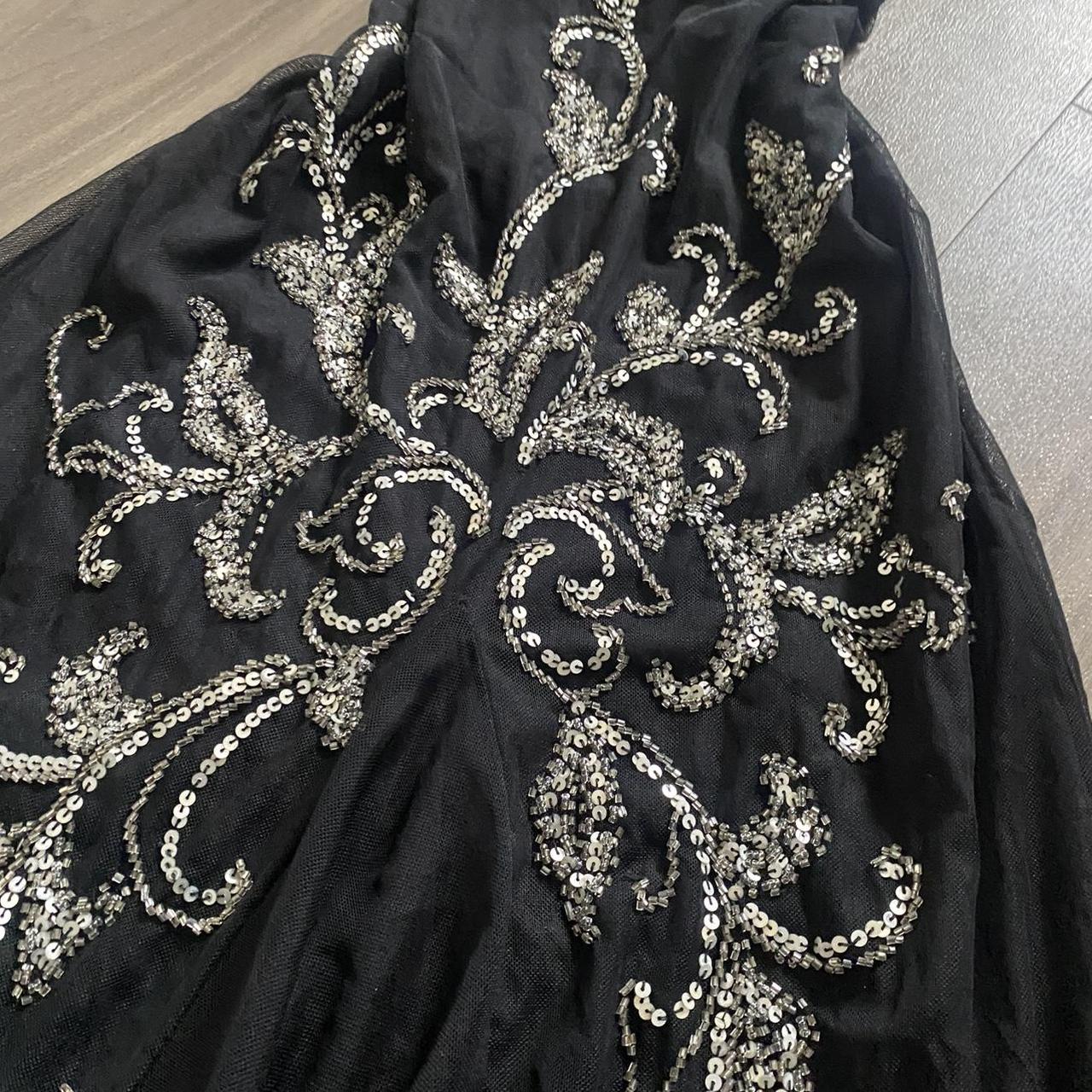 Black stunning vintage fashion exquisite beaded geometric pattern halter long chiffon tulle prom dress evening dress party dress nv3809