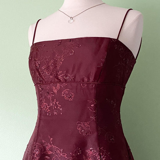 NiceVestidos-Burgundy Red Floral Dress Vintage Dress Women's Exquisite Long Tulle Ball Gown NV5646