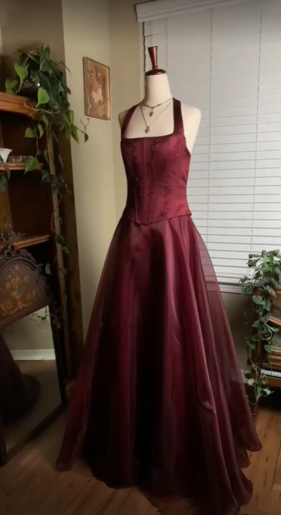 Burgundy red vintage elegant shiny beaded long tulle ball gown evening dress party dress nv2608
