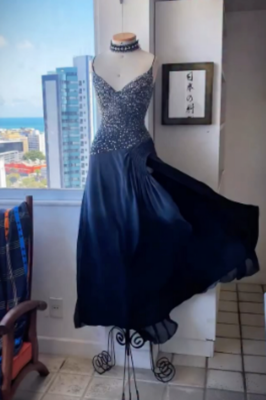 NiceVestidos-Navy blue exquisite beaded long chiffon prom dress Nv5628