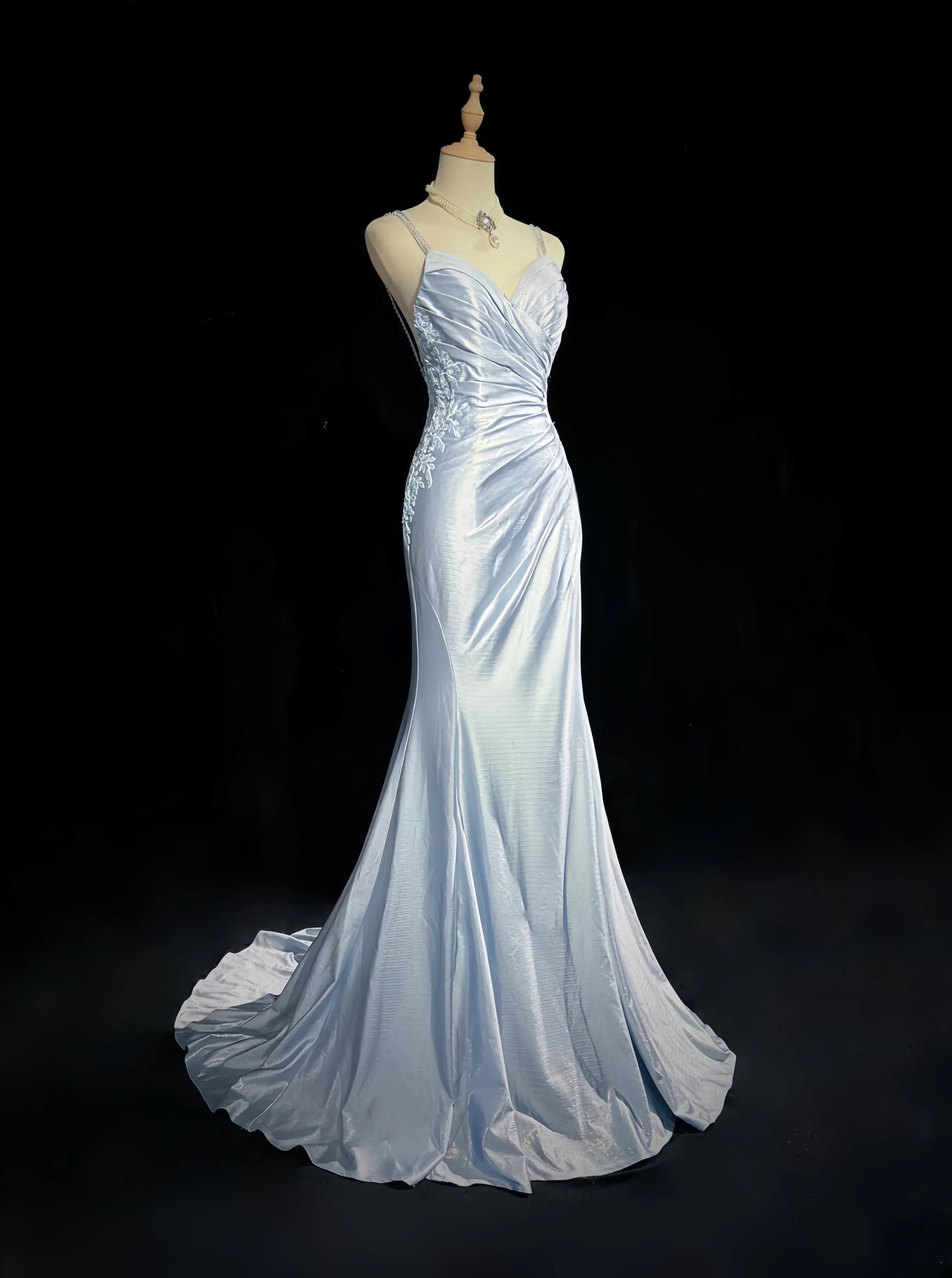 Blue ball gown elegant spaghetti straps ball gown pleated sweetheart neckline sexy backless fishtail celebrity party evening dress nv4153