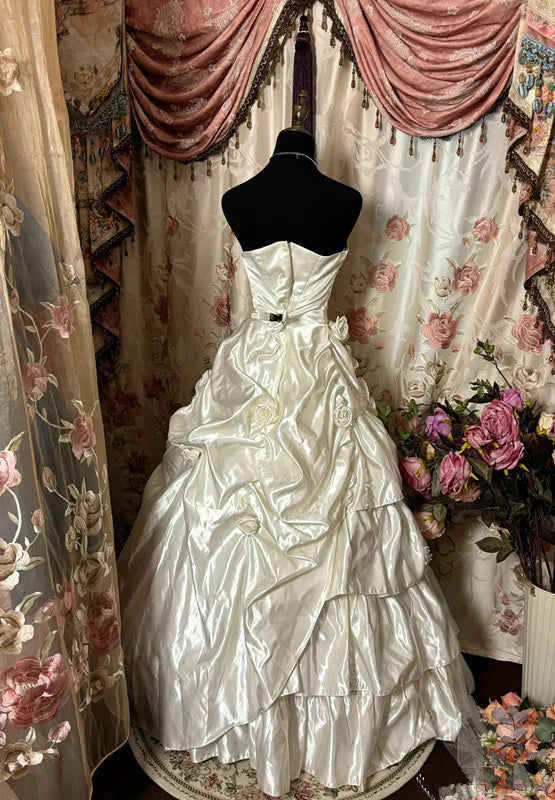 Ivory White Fashion Elegant Floral Applique Long Satin Ball Gown Evening Dress Off Shoulder Sleeveless Pleated Satin Wedding Dress nv3850