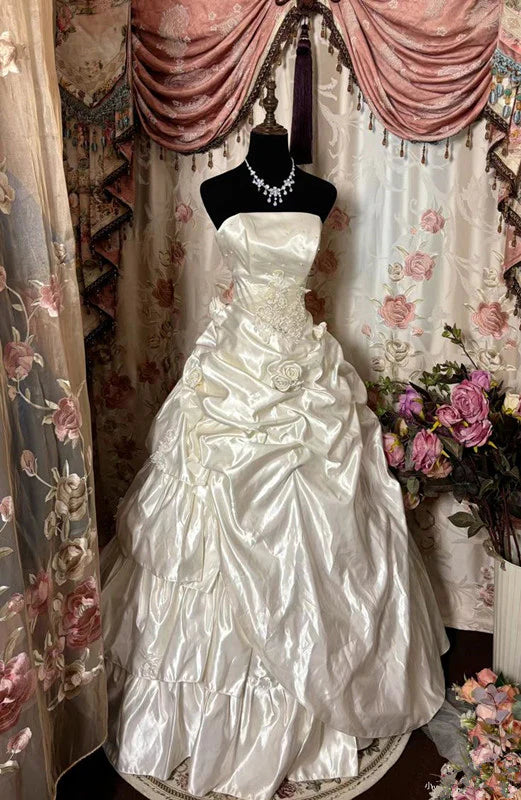 Ivory White Fashion Elegant Floral Applique Long Satin Ball Gown Evening Dress Off Shoulder Sleeveless Pleated Satin Wedding Dress nv3850
