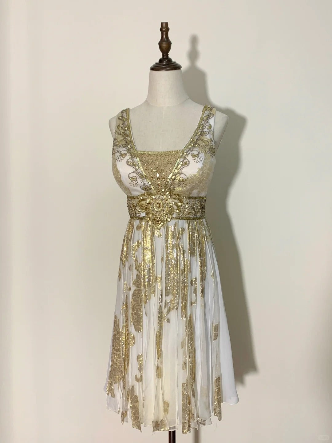 ✨Golden Streamer Vintage Satin Beaded Short Homecoming Dress Birthday Party Dress nv5429