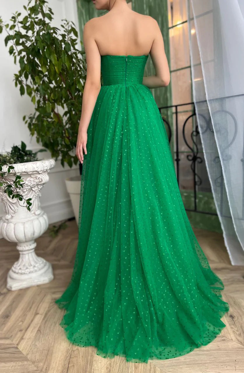 Trendy Green A-line Strapless Sweetheart Sequined Tulle Prom Gown nv1642