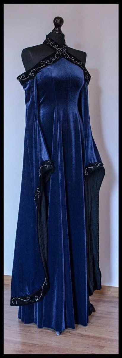 NiceVestidos--Blue velvet medieval-style gown NV5753