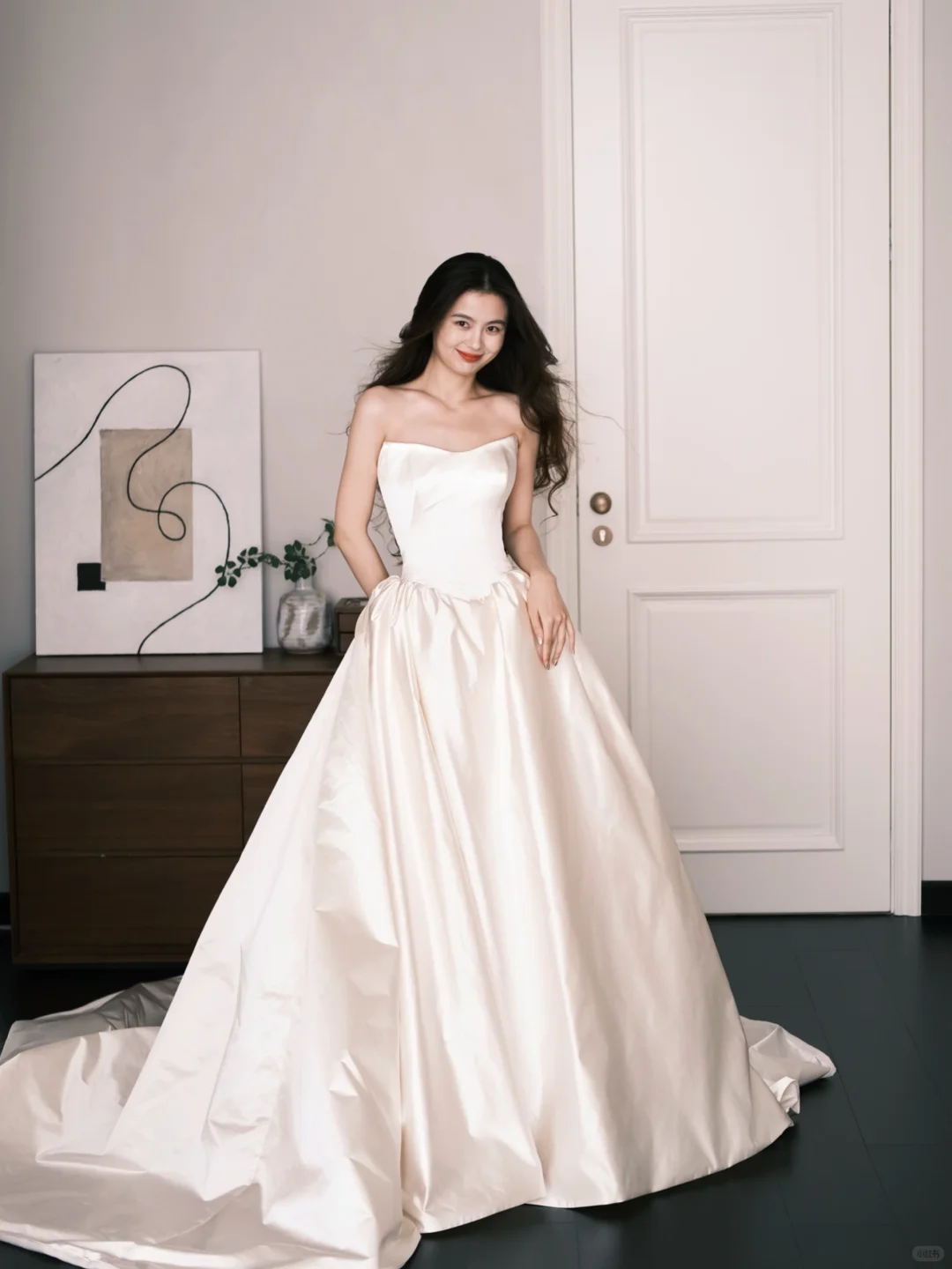 Ivory Strapless Sweetheart Satin Ball Gown Wedding Dress NV7234