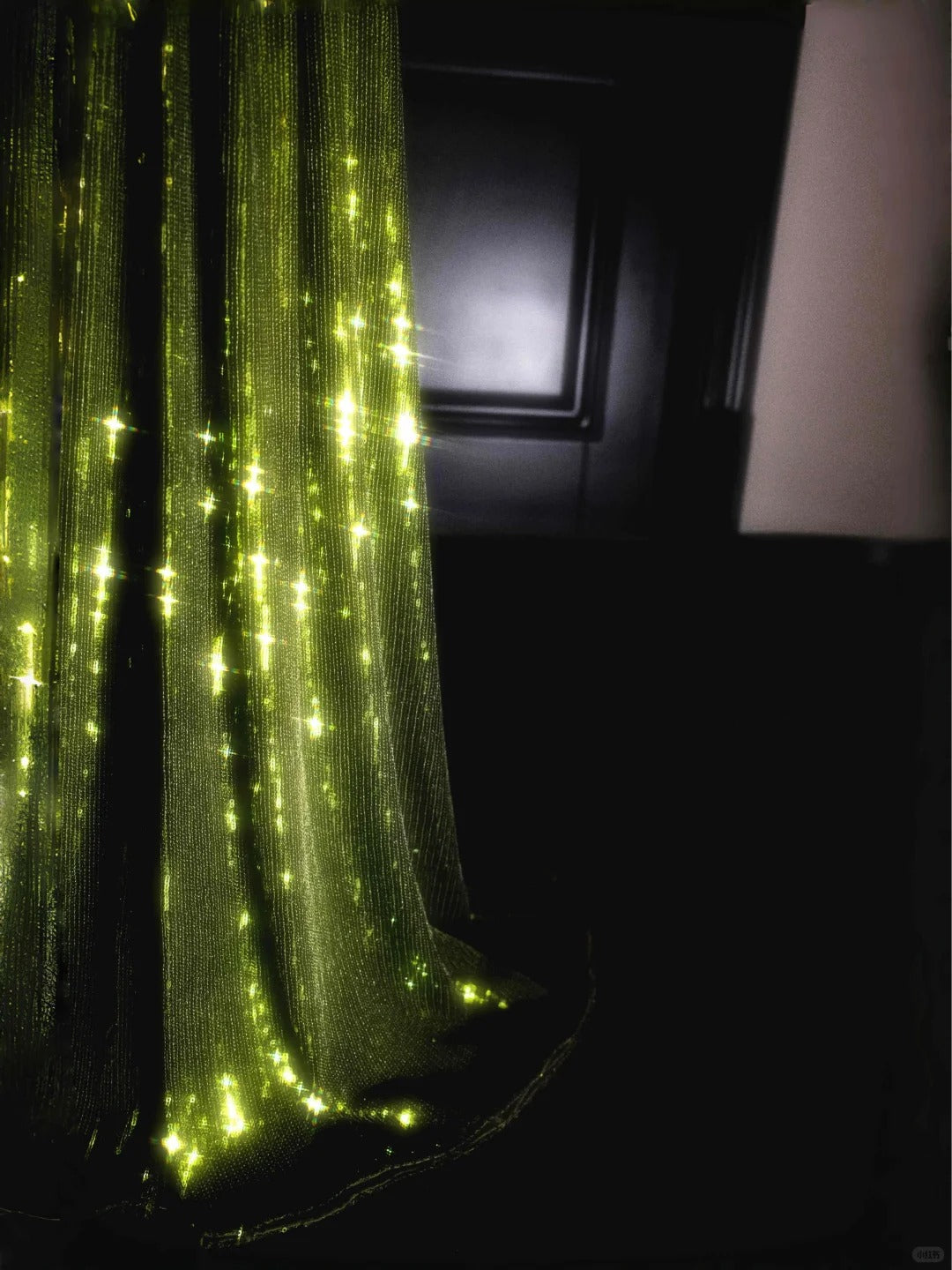 The Wizard of Oz ๐ Charming stunning dress with green shimmering and gorgeous sequins, long and ground ball dress nv5203