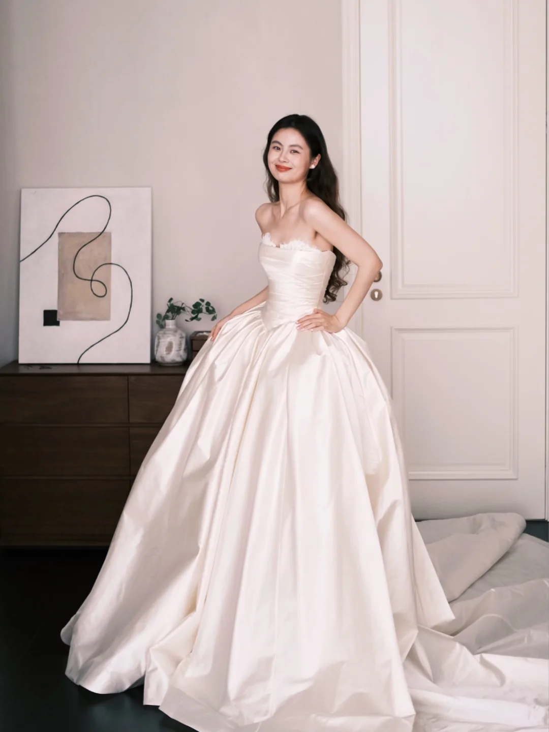 Strapless Satin Ballgown Wedding Dress, Ivory Princess Bridal Gown NV7284