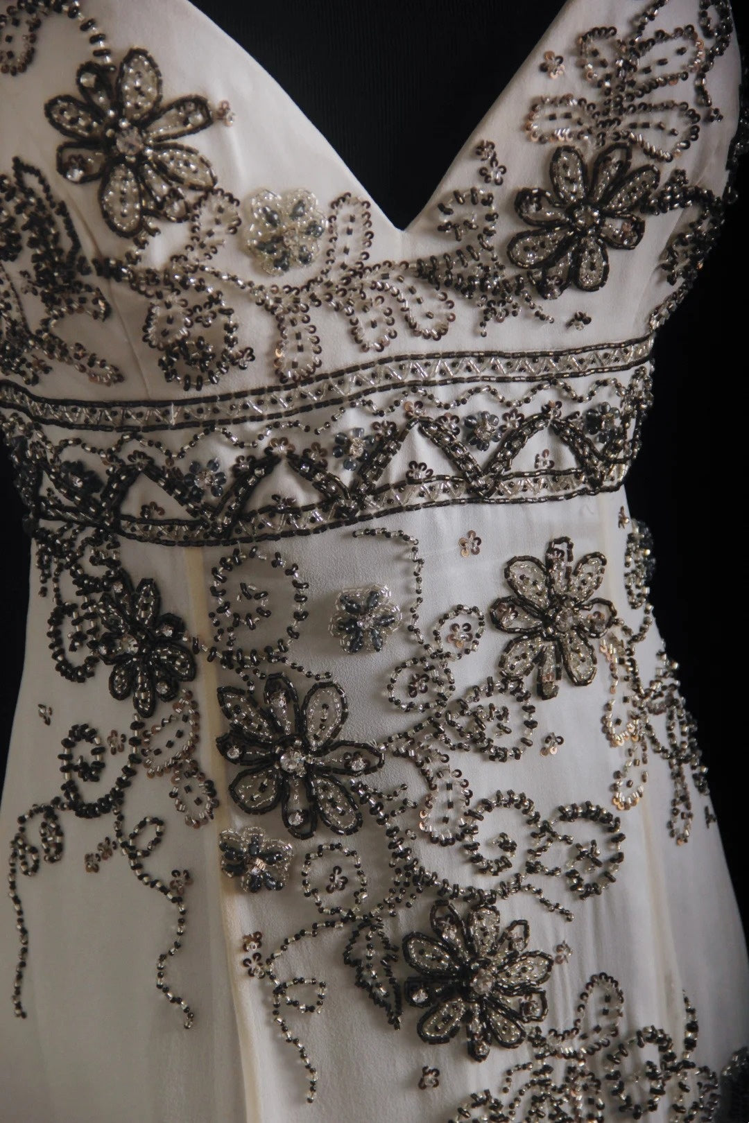 NiceVestidos--Vintage Off-White Beaded Dress Exquisite Beaded Long Ball Gown Graduation Dress NV5860