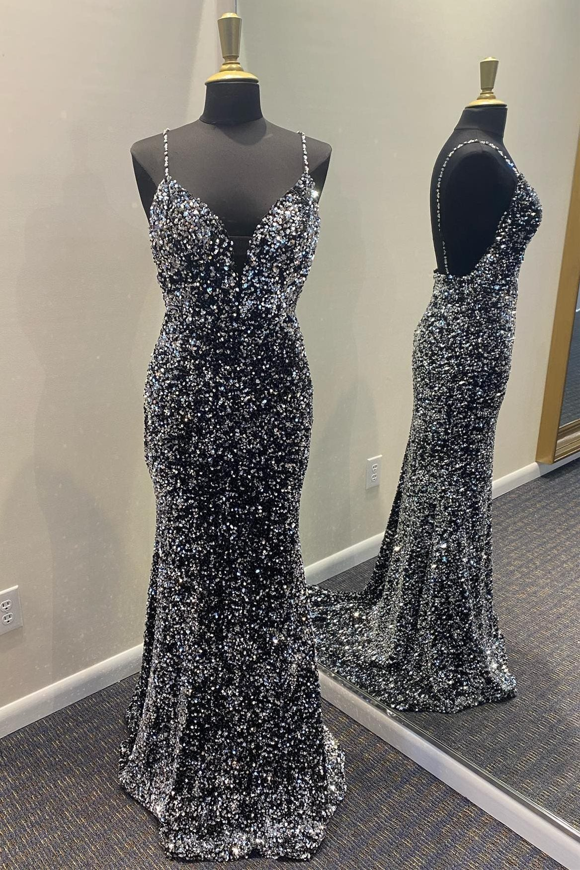 Atemberaubendes langes, schwarzes, glitzerndes Meerjungfrauen-Ballkleid nv293