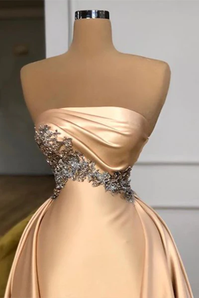 Champagnerfarbenes, trägerloses Überrock-Ballkleid, lang, mit Kristallen, NV358