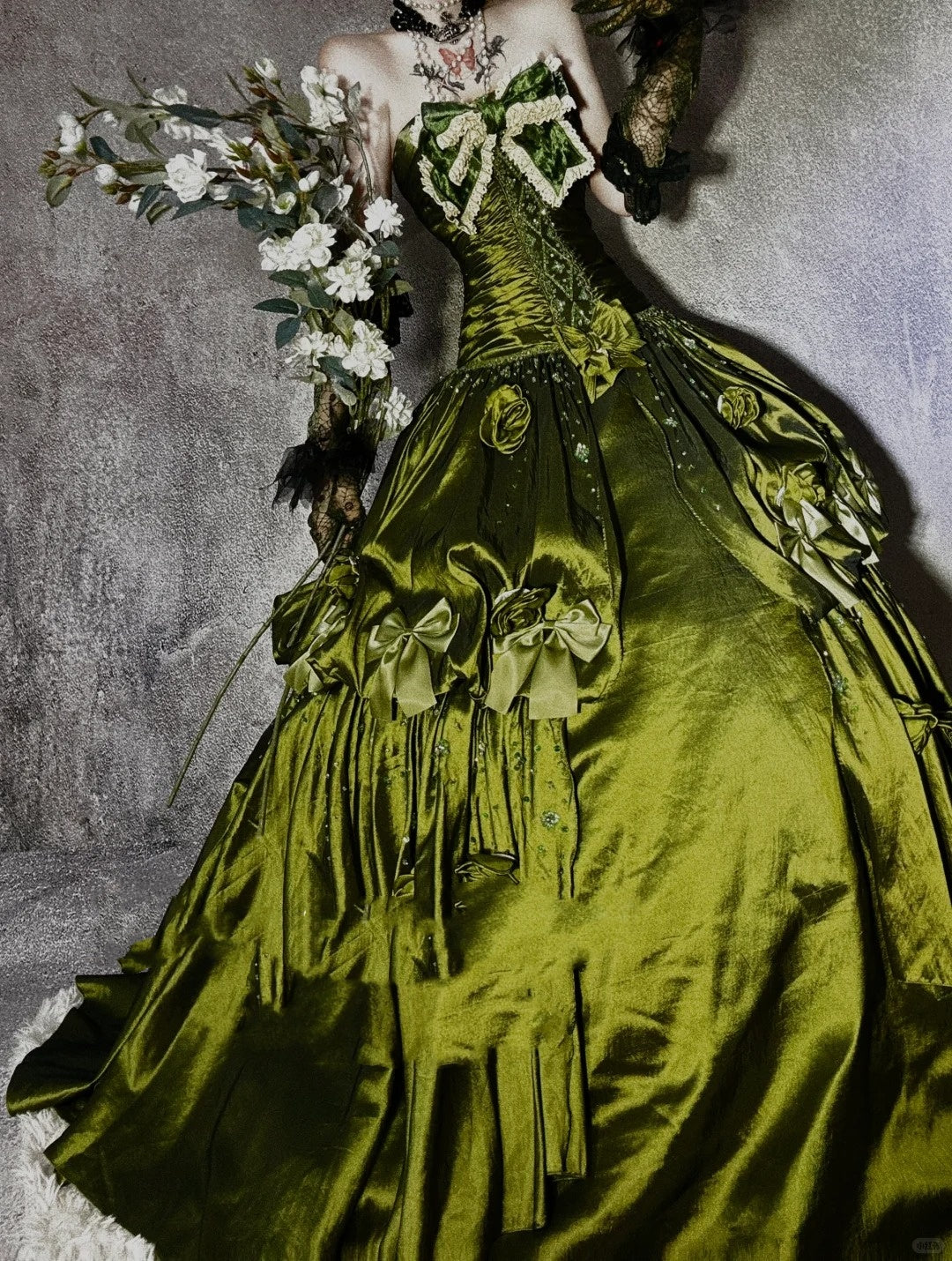 Green gorgeous exquisite beaded long satin ball gown evening dress party dress nv4375