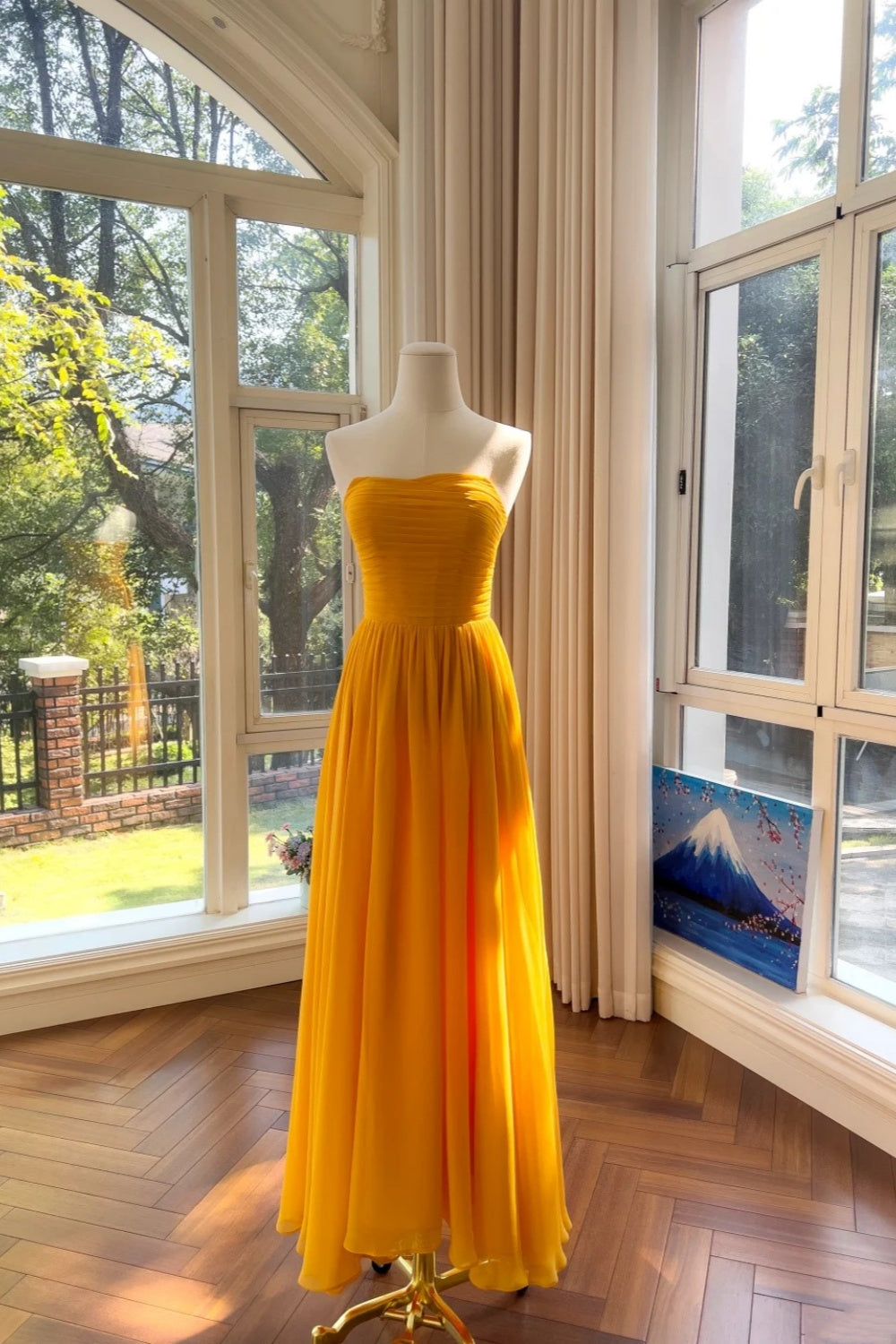 NiceVestidos-_VBright Yellow Strapless Ruched Chiffon Long Elegant Evening Dress NV5916