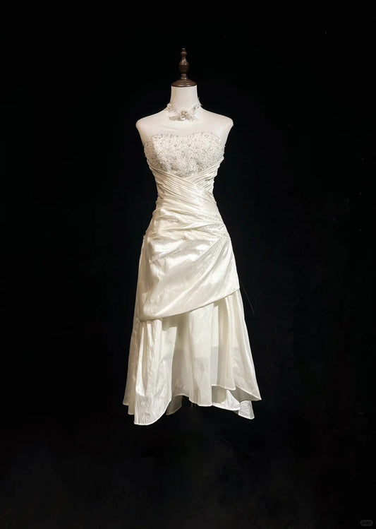 Ivory White Sparkling Homecoming Dress Exquisite Beaded Short Satin Ball Gown Evening Dress nv4382