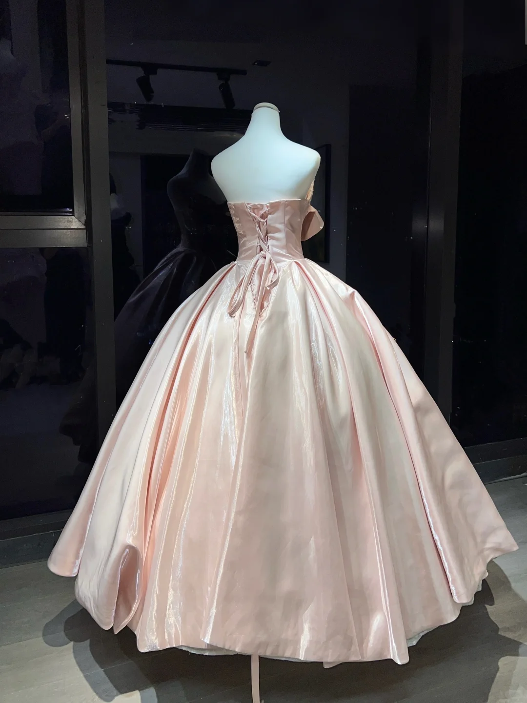 Light Pink Strapless Princess Evening Gown Lace Beading 3D Fold Bodice Glossy Satin Ball Skirt Long Prom Dress  NV7019
