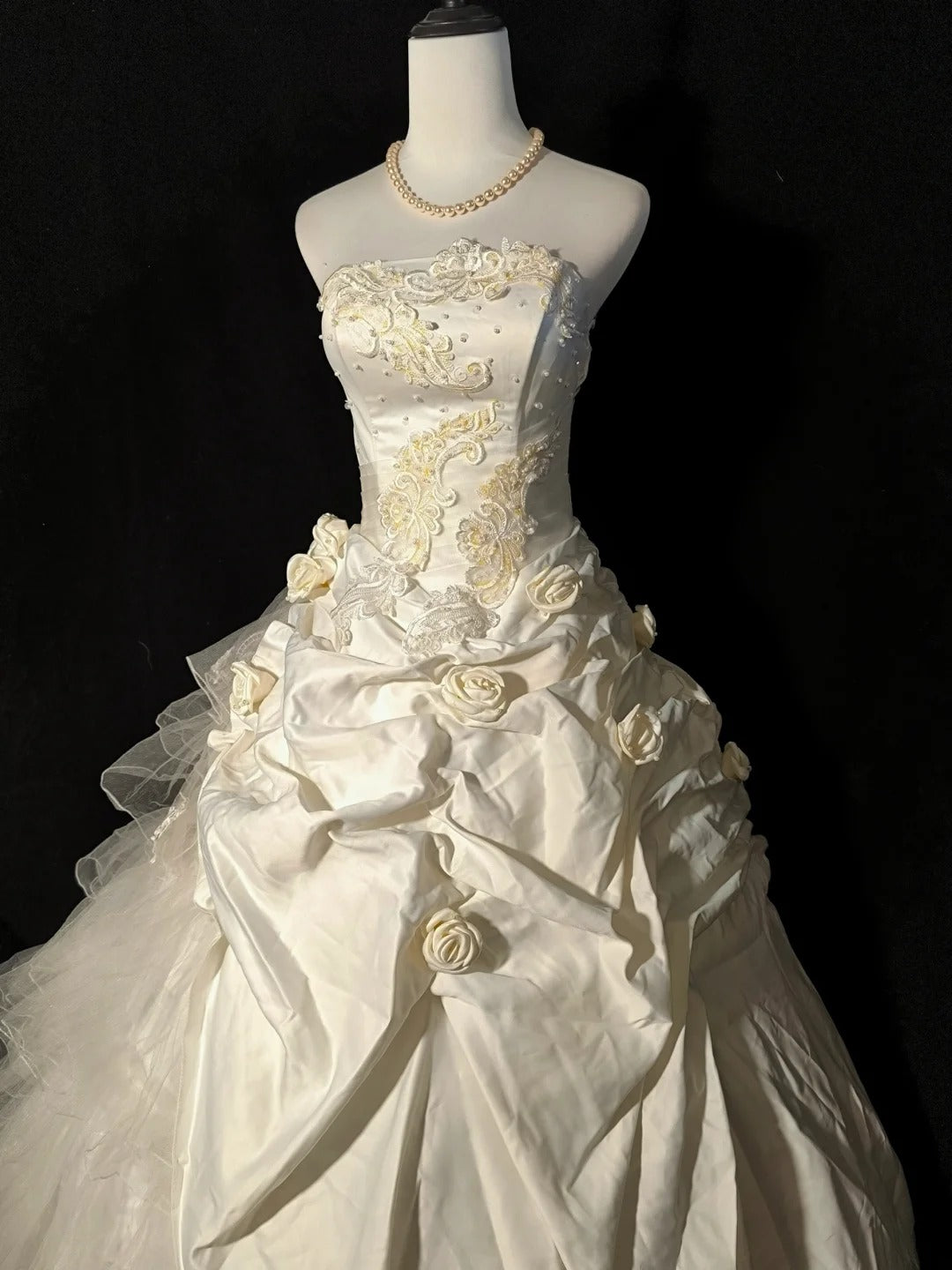 Ivory Elegant Long Satin Floral Ball Gown Evening Dress Wedding Dress nv4185