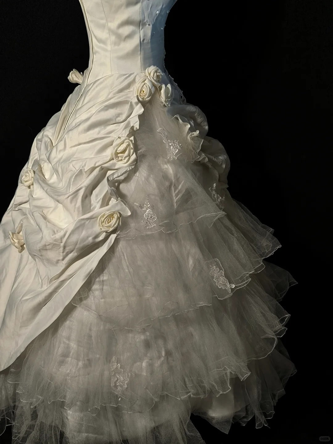 Ivory Elegant Long Satin Floral Ball Gown Evening Dress Wedding Dress nv4185