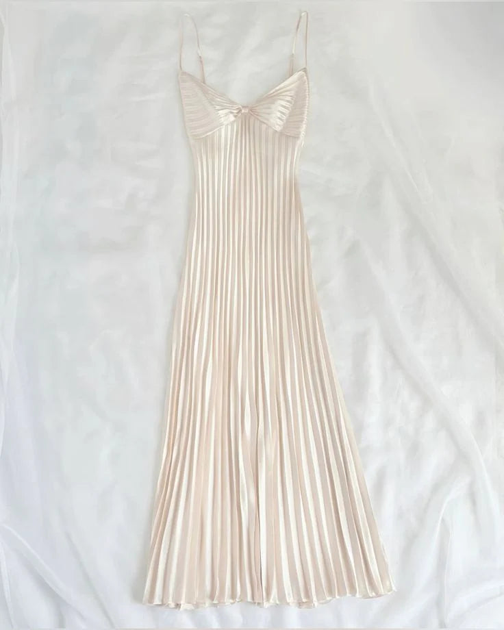 NiceVestidos-Long simple spaghetti strap satin pleated prom dress, retro dress Nv5630