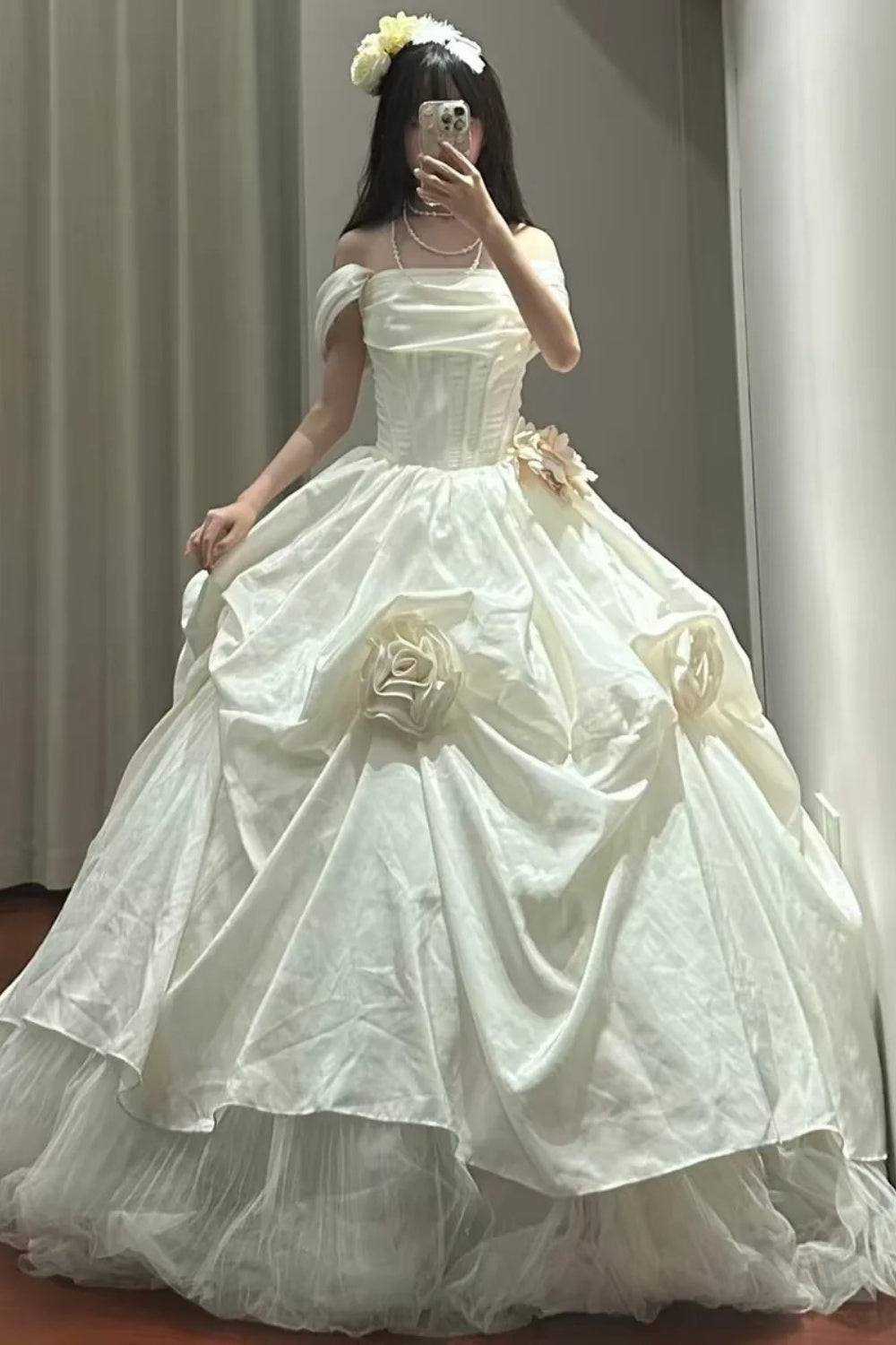 Langes, weißes, geblümtes Prinzessinnen-Ballkleid NV6858