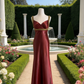 Burgunderfarbenes, ärmelloses Satinkleid mit Herzausschnitt – Vintage-Luxus-Meerjungfrauenkleid mit goldener Perlenstickerei NV6789
