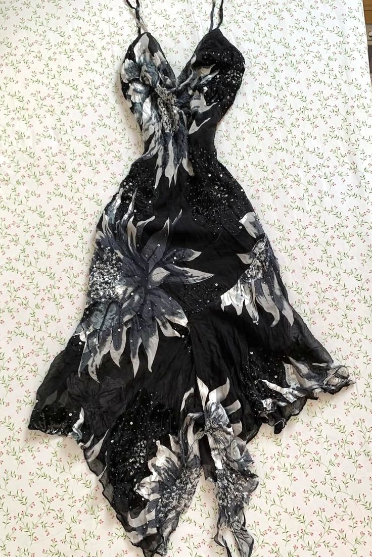 NiceVestidos--Black sequined floral midi dress NV5718