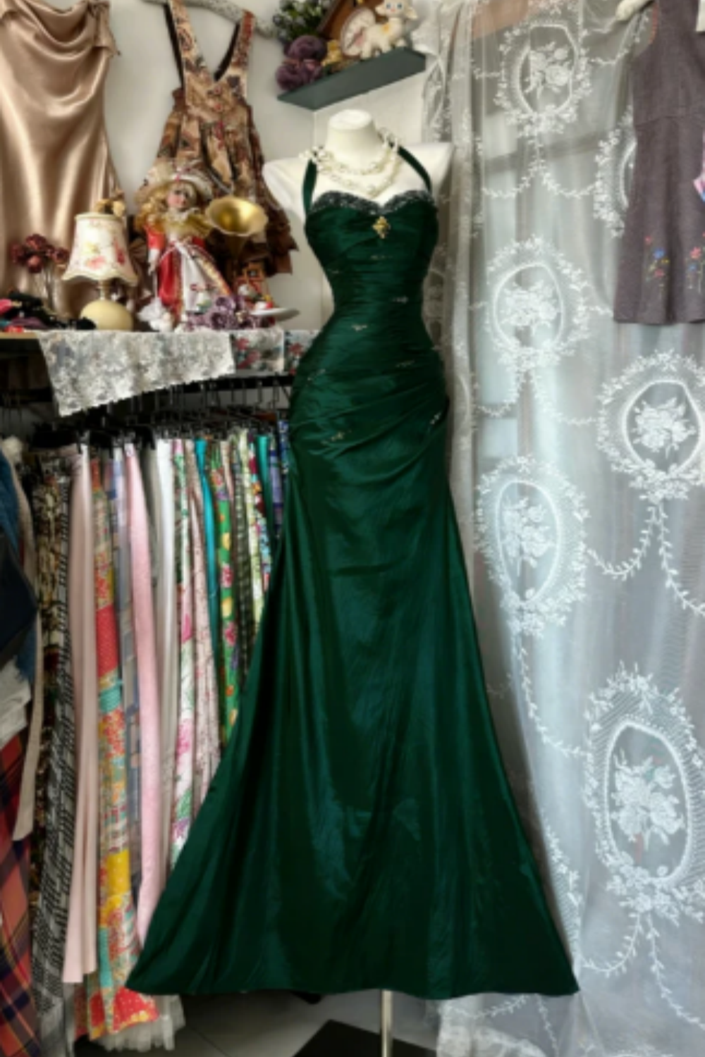 Robe longue en satin rétro élégante NV6656