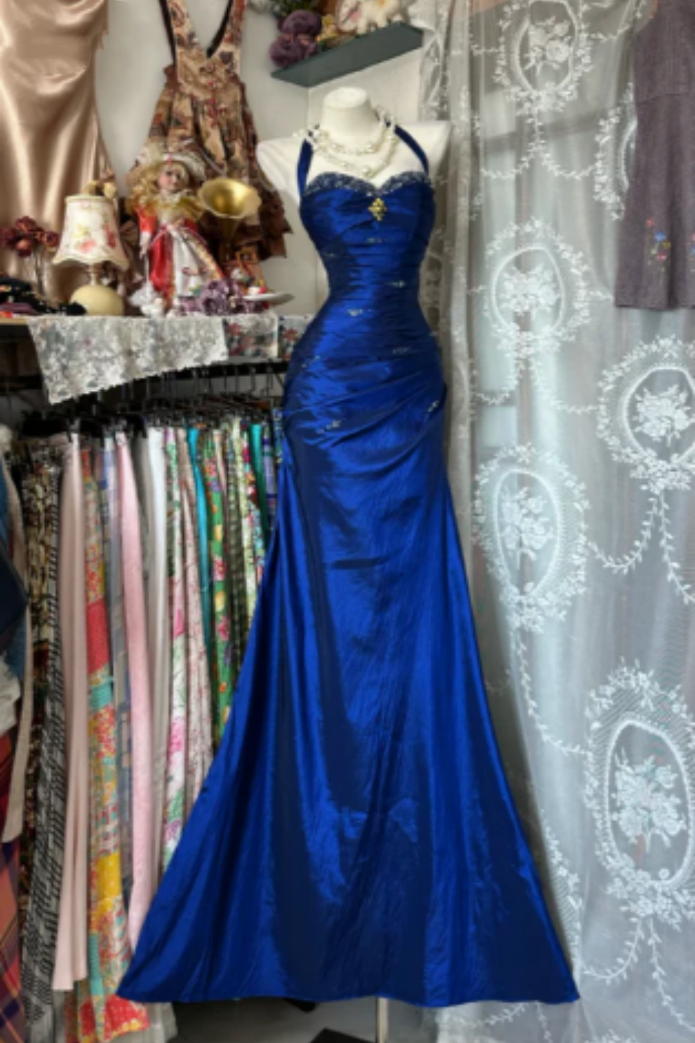 Robe longue en satin rétro élégante NV6656